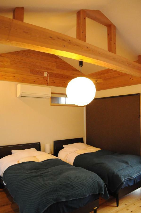 Hotel West In Yufu Esterno foto